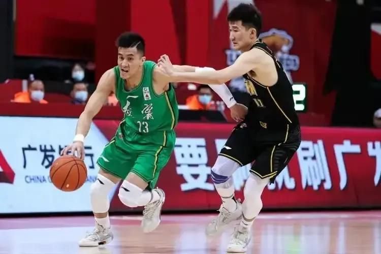 怀斯曼迎赛季第21场比赛 终于取得个人赛季首胜NBA常规赛，活塞在主场以129-127险胜猛龙，结束28连败。